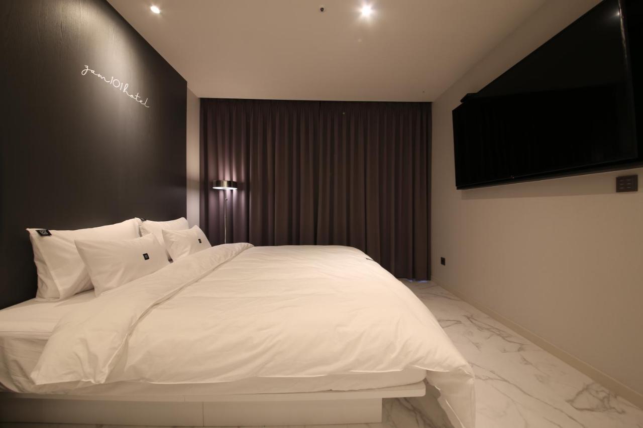 Zam101 Hotel Gimhae Eksteriør bilde