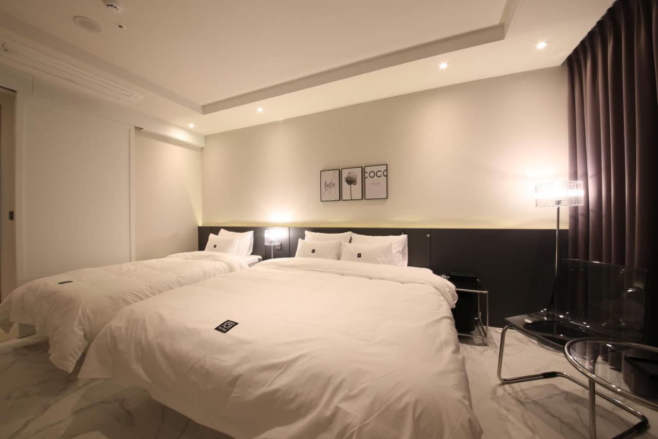 Zam101 Hotel Gimhae Eksteriør bilde