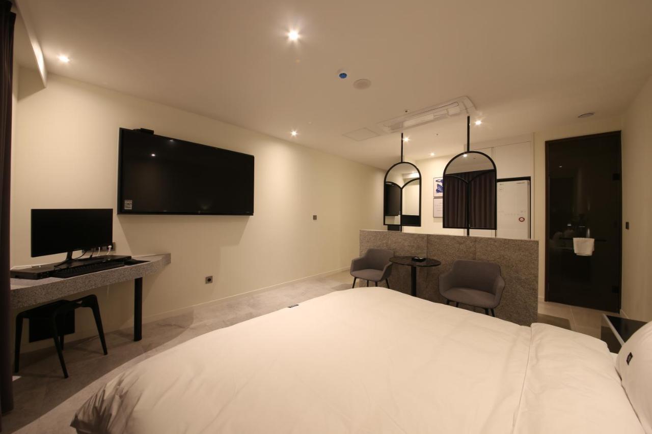Zam101 Hotel Gimhae Eksteriør bilde